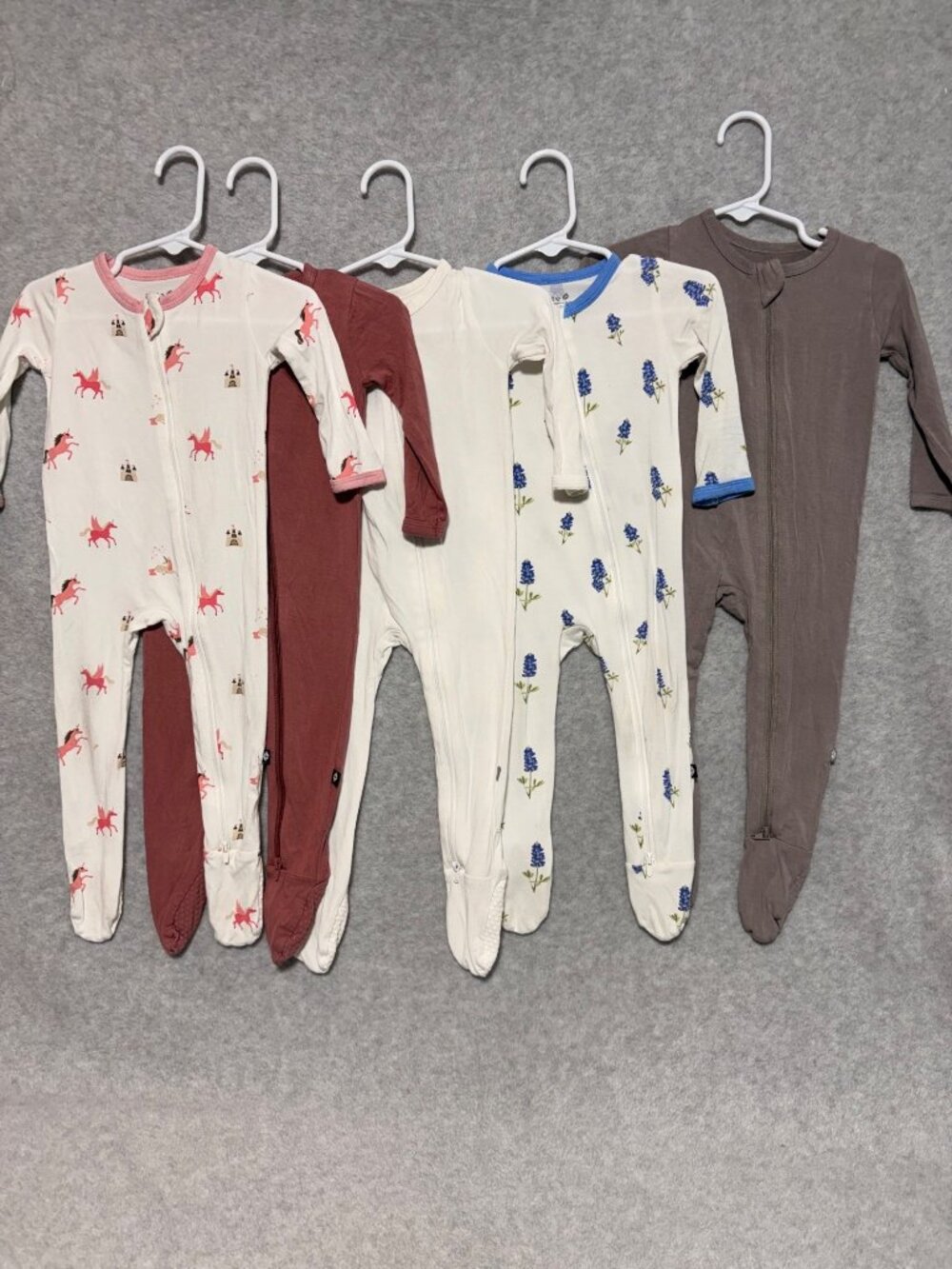 Kyte Baby Bamboo Footed Sleepers 6-12 Months Unicorn Floral & Solid Prints Set O